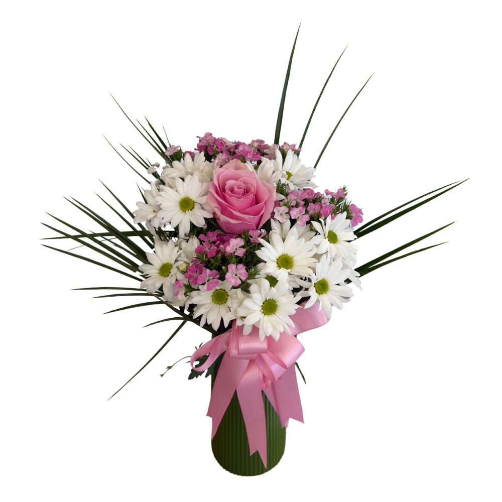 Plastik Vazoda Kır Çiçekleri ve Pembe Gül